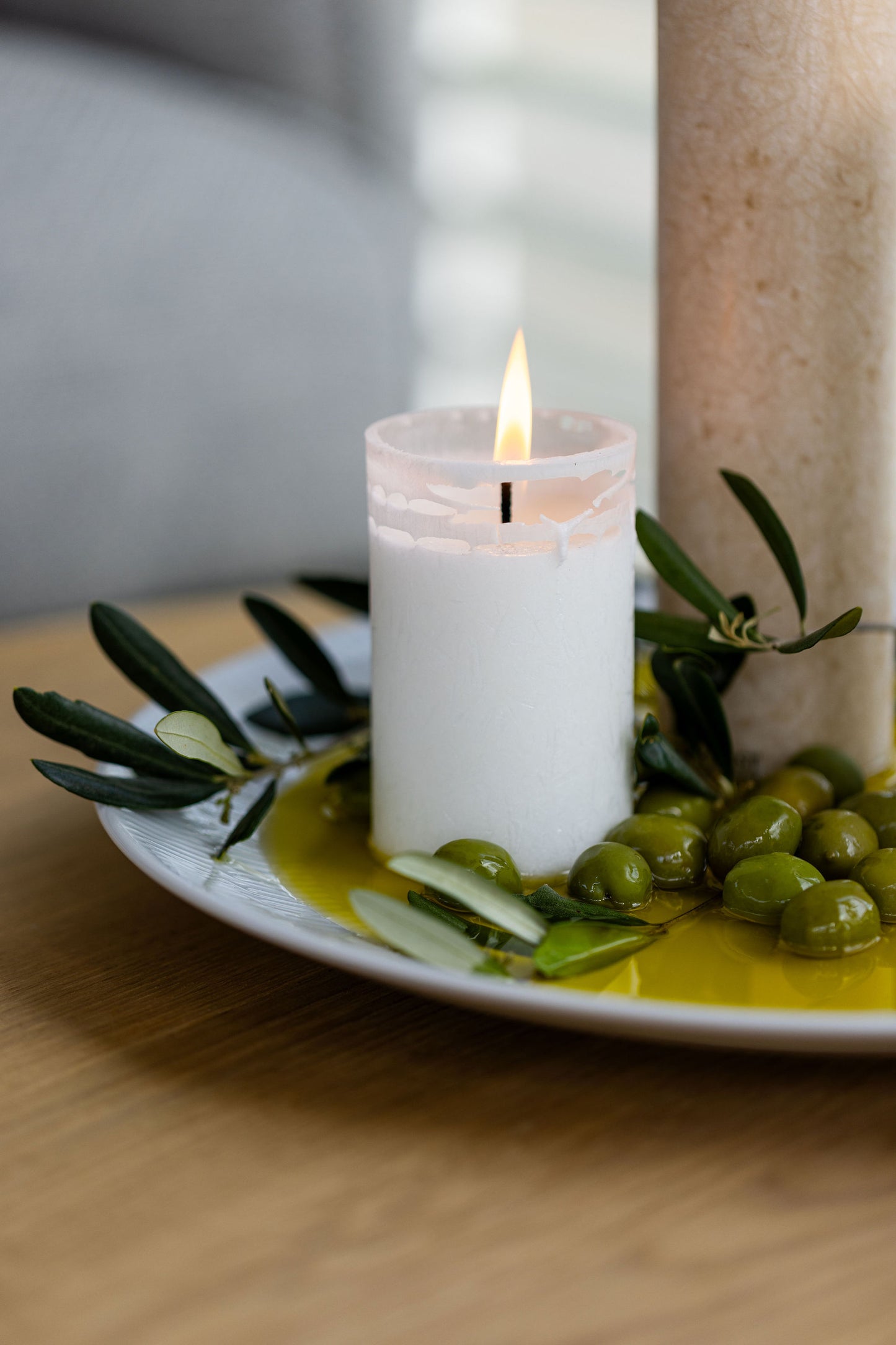 Upcycled olive wax pillar candles 6 cm x 10 cm - White