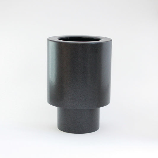 Ads-Anna-Vase - Dark Gray with Dots